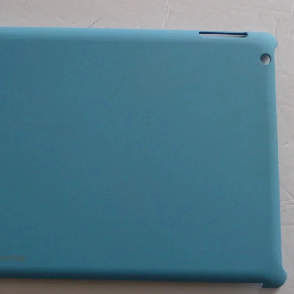iPad  2 Lanword Hard Plastic Cover Case Protector - Picture 2 of 6